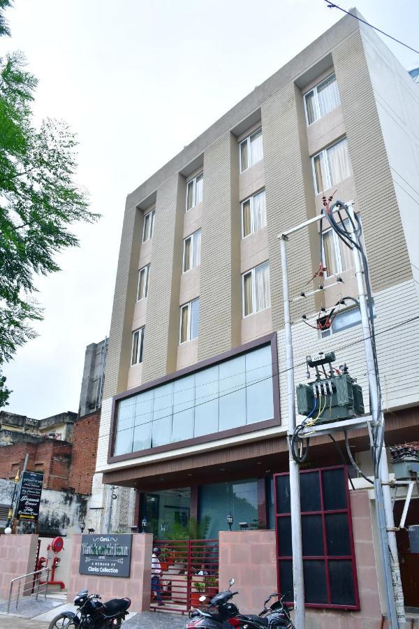 Hotel Yatharth Inn 瓦拉纳西 外观 照片