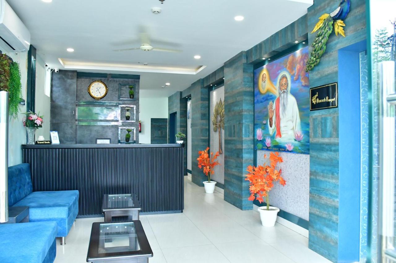 Hotel Yatharth Inn 瓦拉纳西 外观 照片